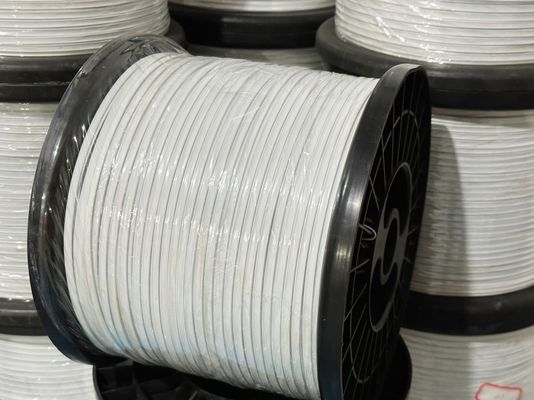 Fabryczna maska ​​​​na twarz wykorzystywała 3,0-milimetrowy mostek z drutu jednordzeniowego z uszczelnieniem szpuli